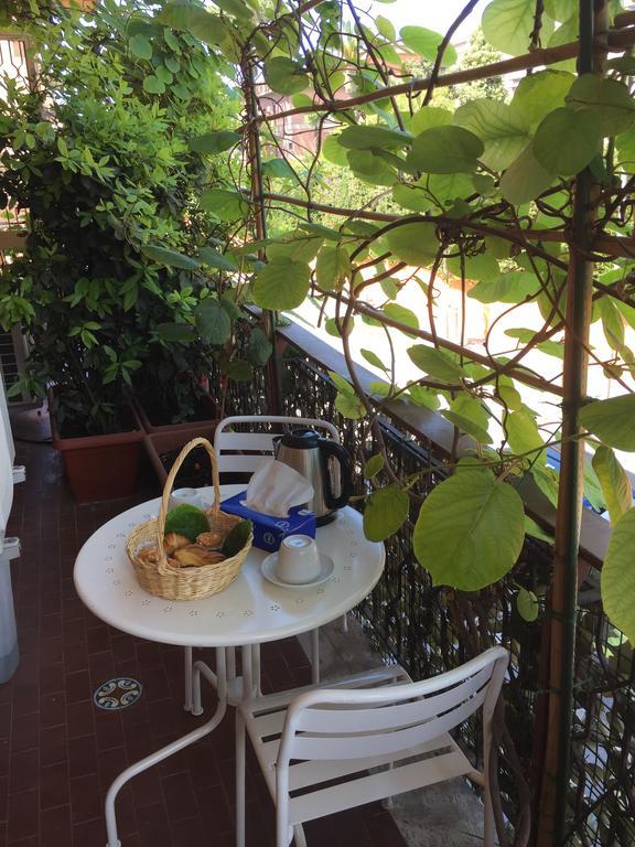 La Fontana Di Carlotta Acomodação com café da manhã Roma Exterior foto